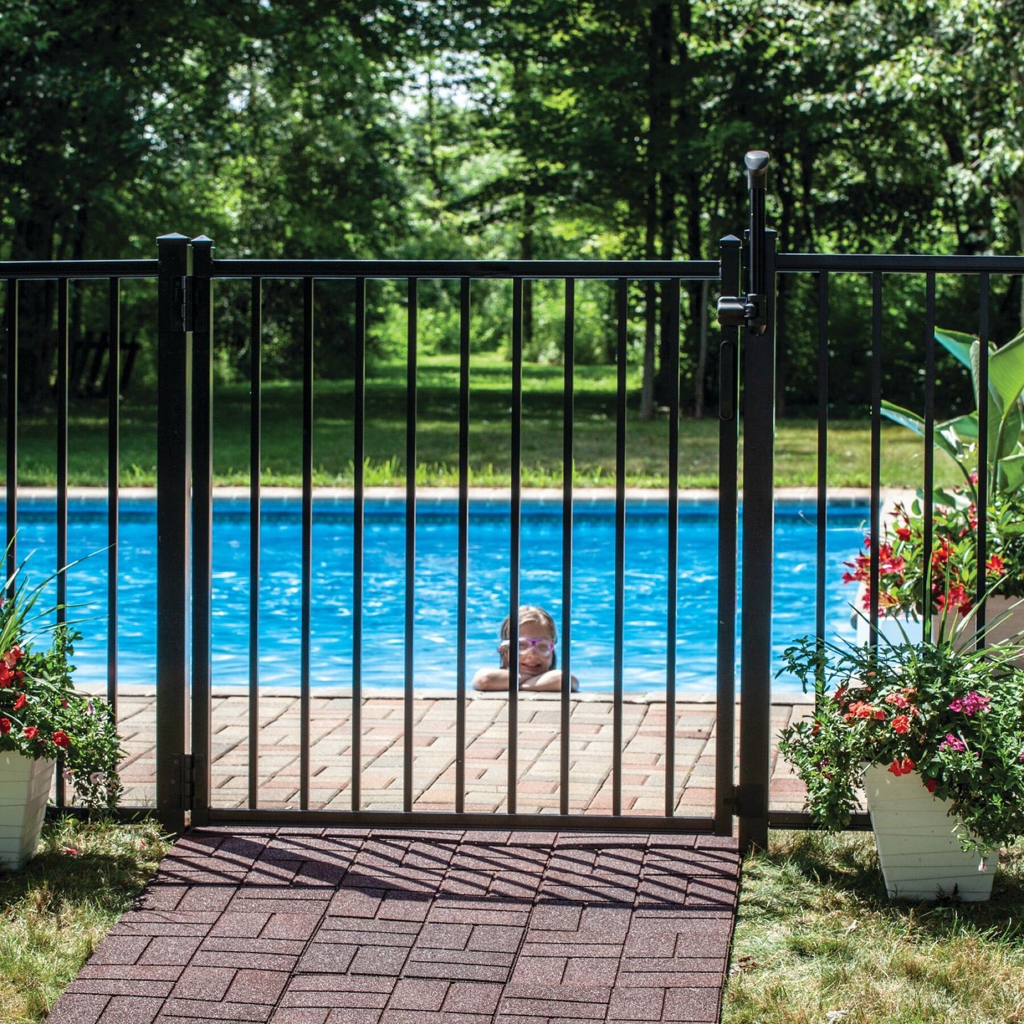 Pool Safety Latch - Locking - Compact-Latches-BOL Hardware-Black-9-FenceCenter